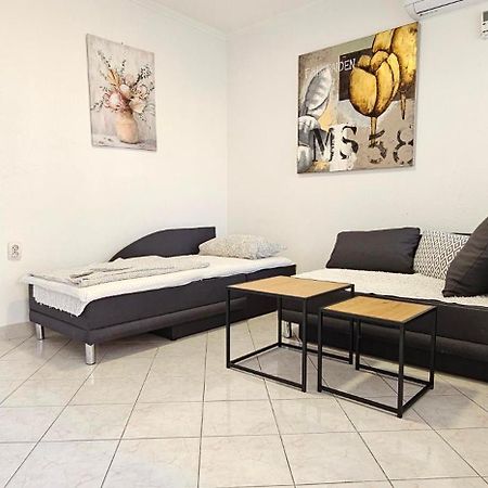 Apartment Vlado Vrsar Bagian luar foto