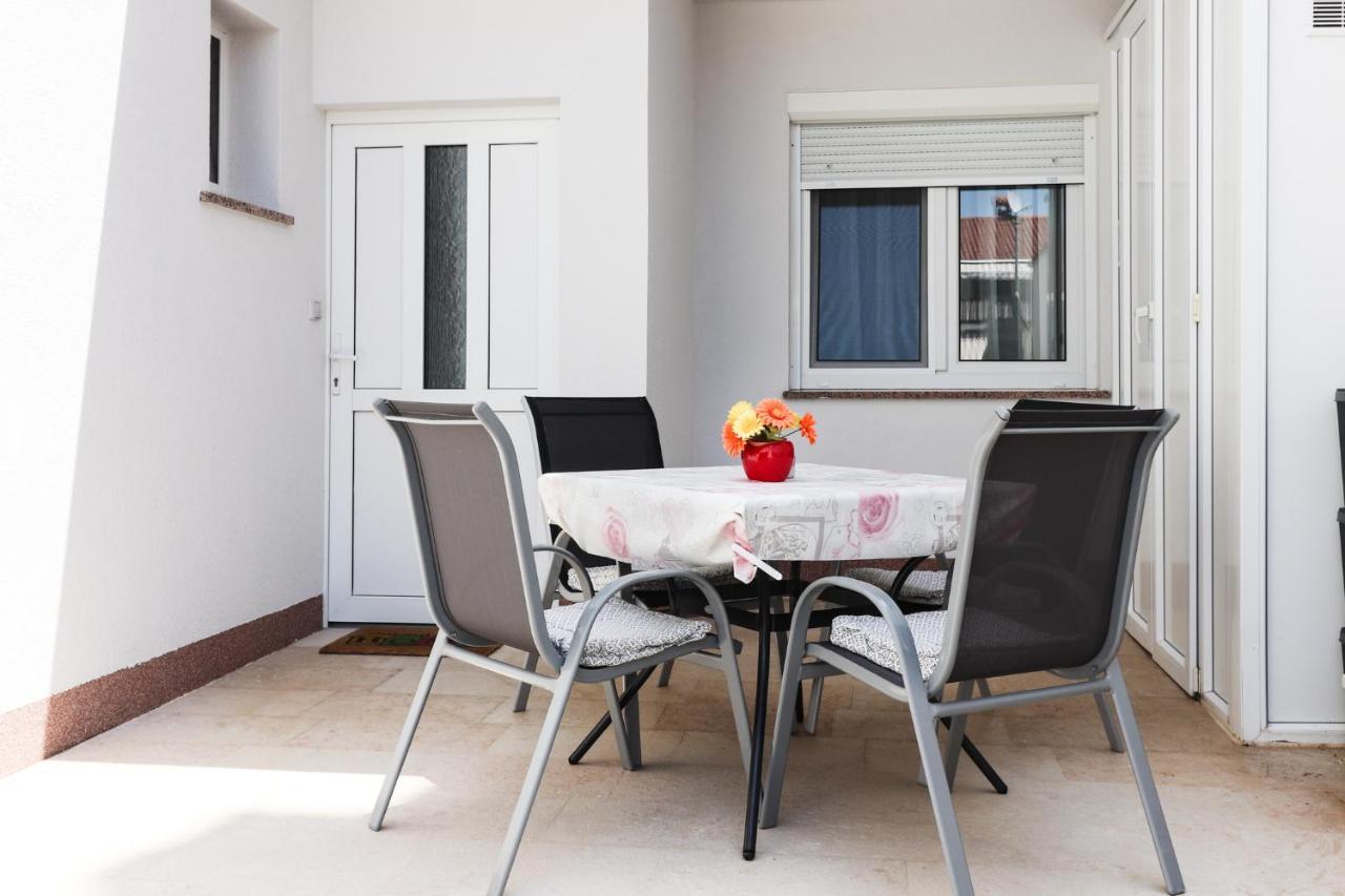 Apartment Vlado Vrsar Bagian luar foto